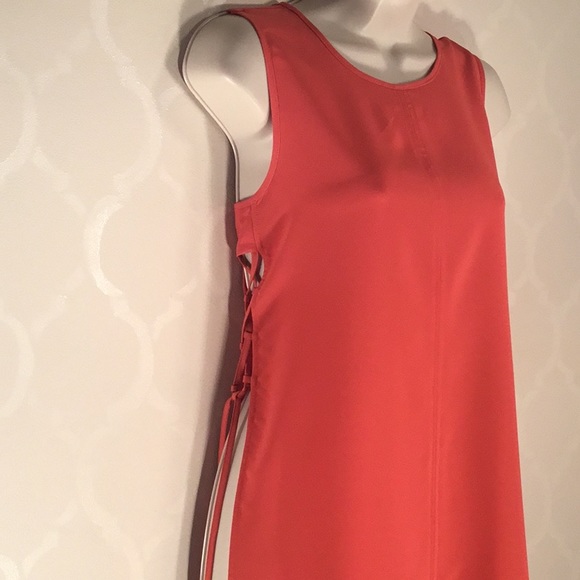 THE LIMITED SIDE LACE TUNIC - Picture 5 of 9